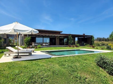 Casa 4 dorm+piscina en PuebloMio