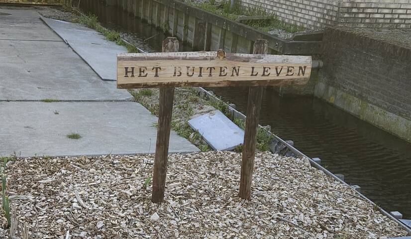 Hazerswoude-Dorp的民宿