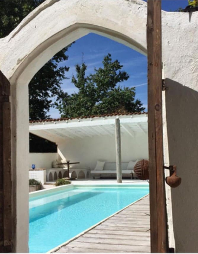 Le Pigeonnier 
a romantic hideaway with pool