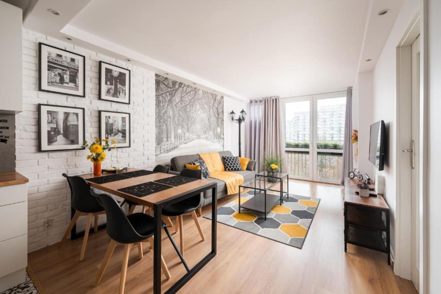 Mirowski | Stylish & Central by PolandBnB
