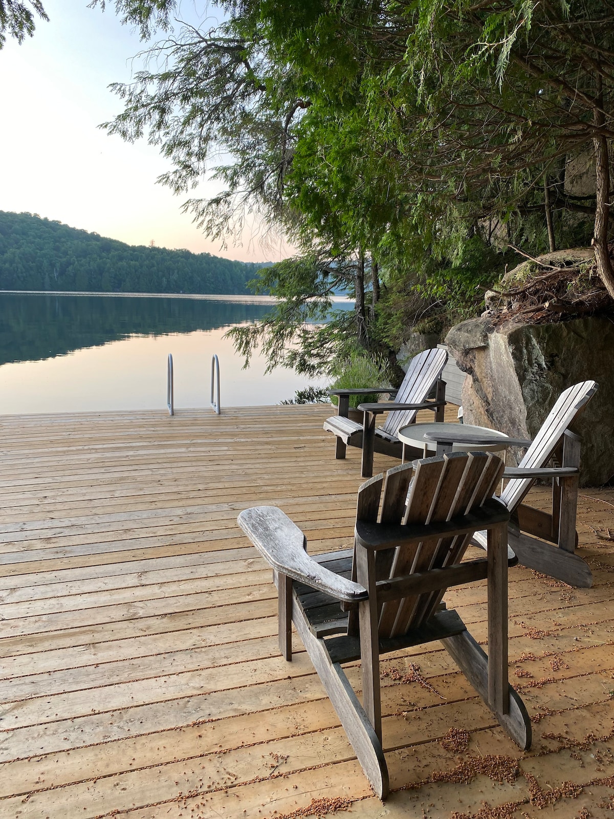 Ultimate lakehouse + sauna retreat