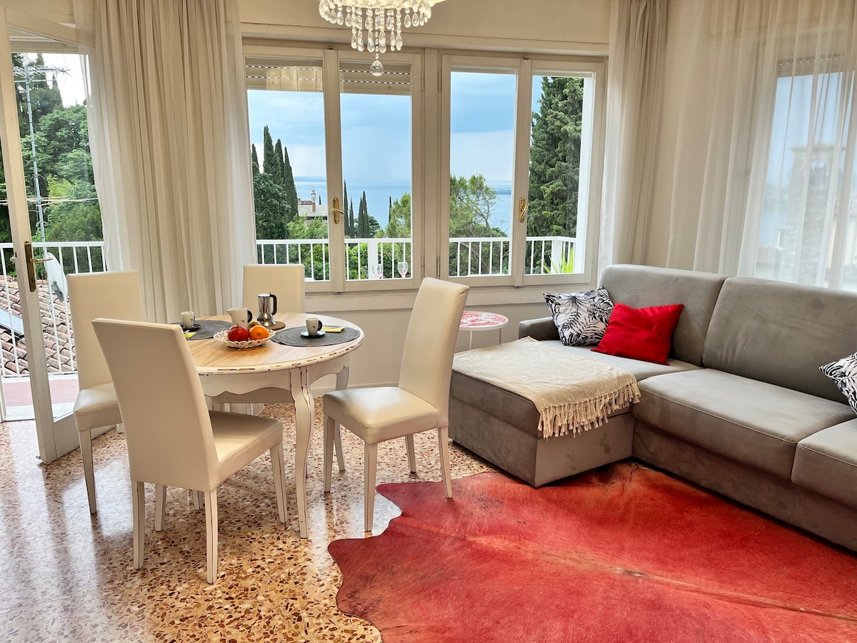 Isabella 's house -湖景-Gardone Riviera-