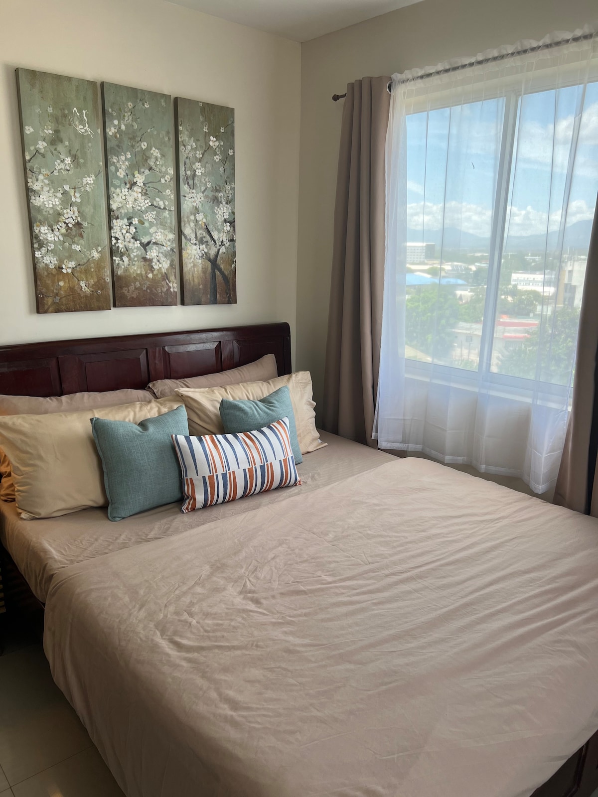 Unit 912, a Comfy Stay @ Cityscape靠近Ayala购物中心