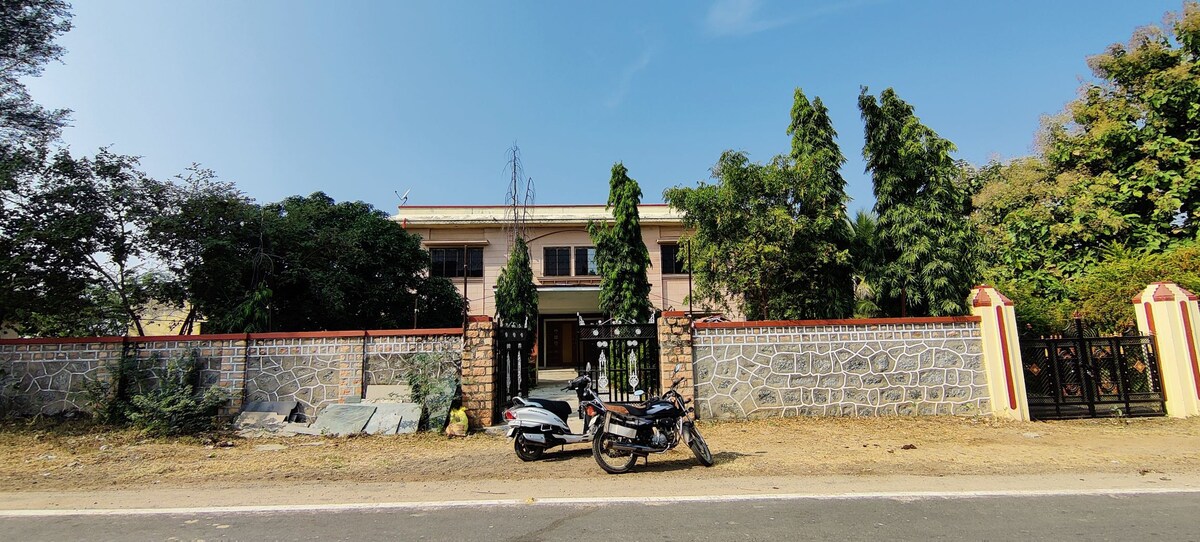 soni farmhouse