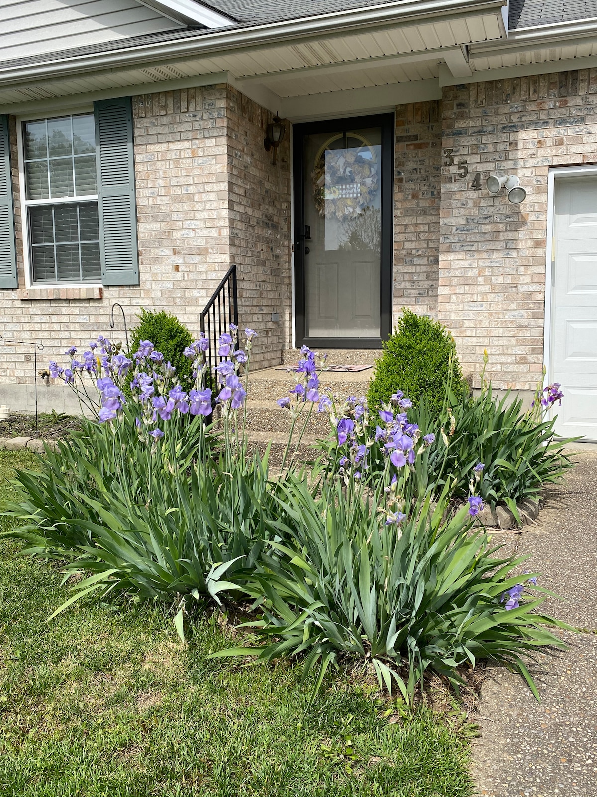 3 BED/2 BA on Bourbon Trail