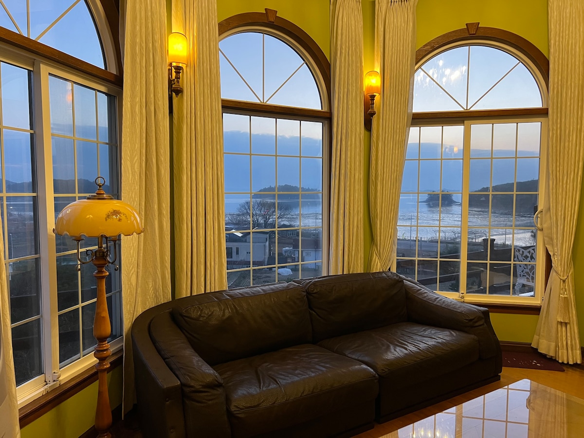 [海景]丽水日落餐厅！ 俯瞰大海的古董私人住宅[68平， 3号房，客厅2号，厕所3]