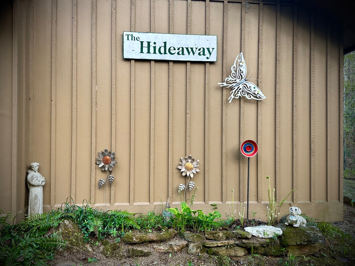 The Hideaway at Terra Nova Center