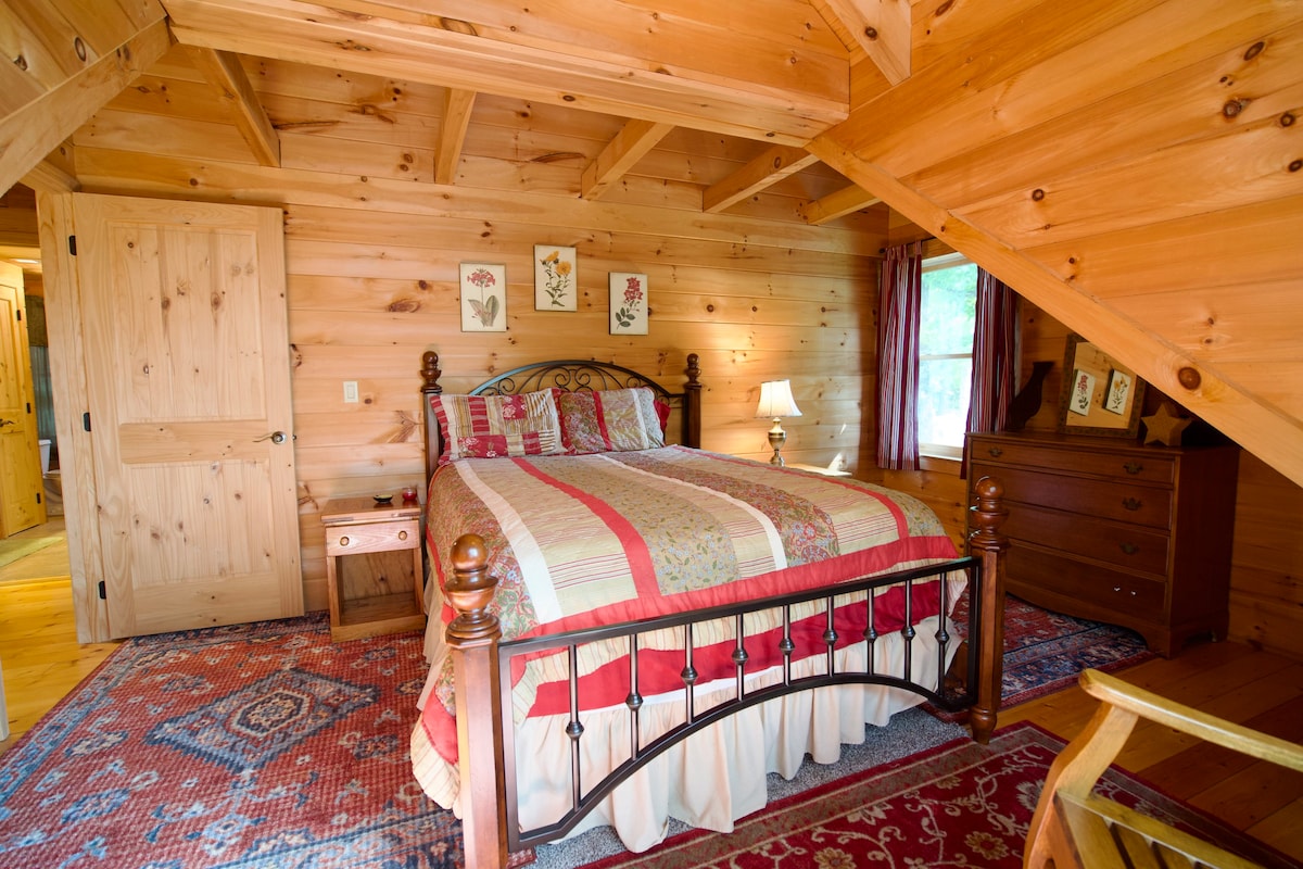 Spencer Mountain Cozy Cabin