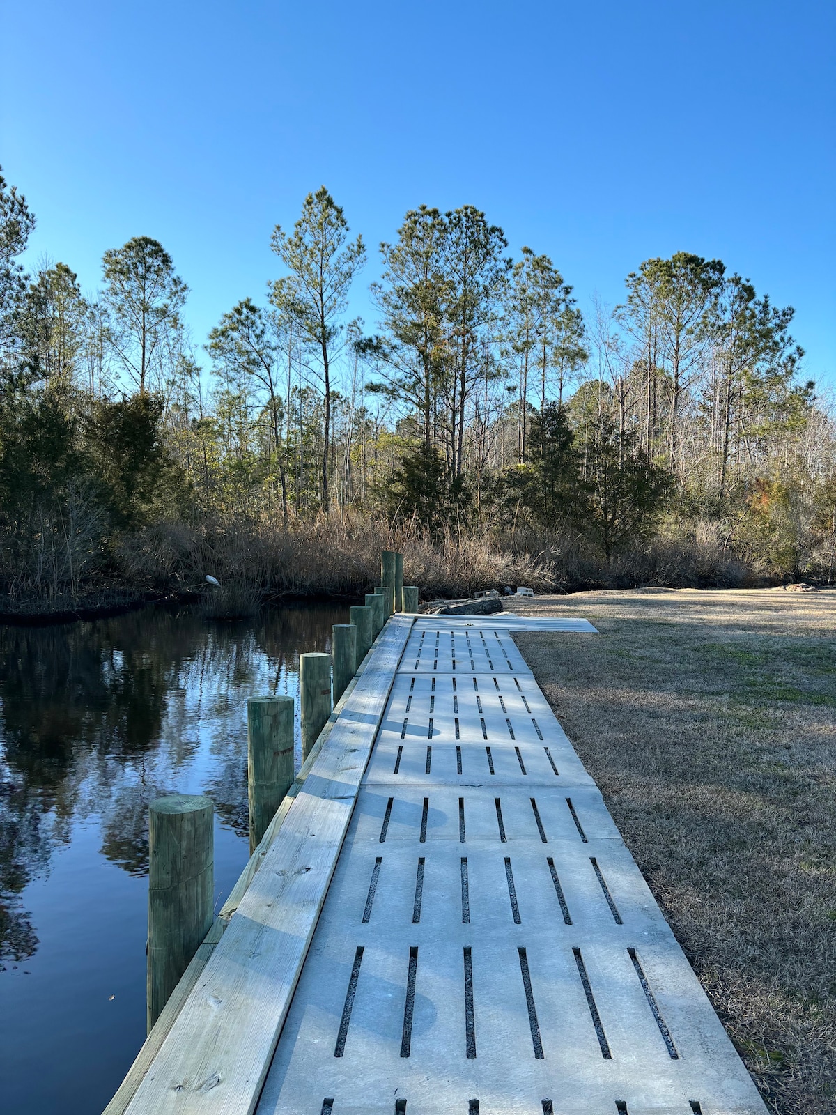 The River-house on Raccoon Creek