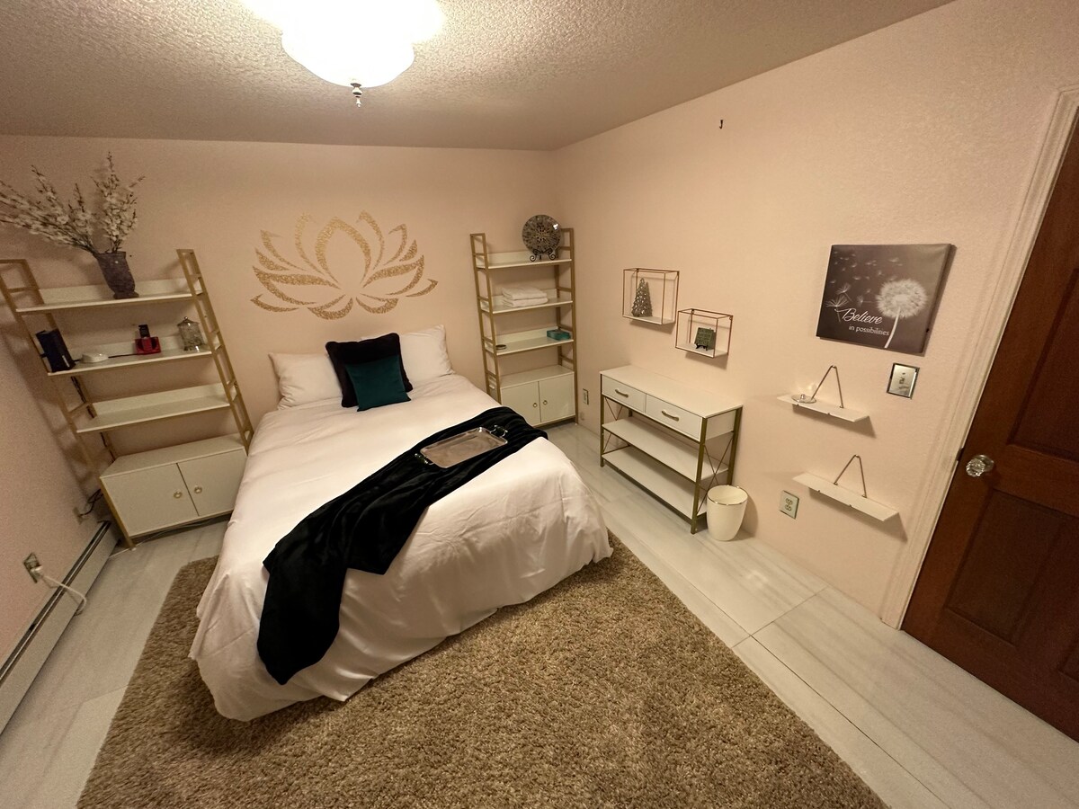 Elegant Single Room in Fernley