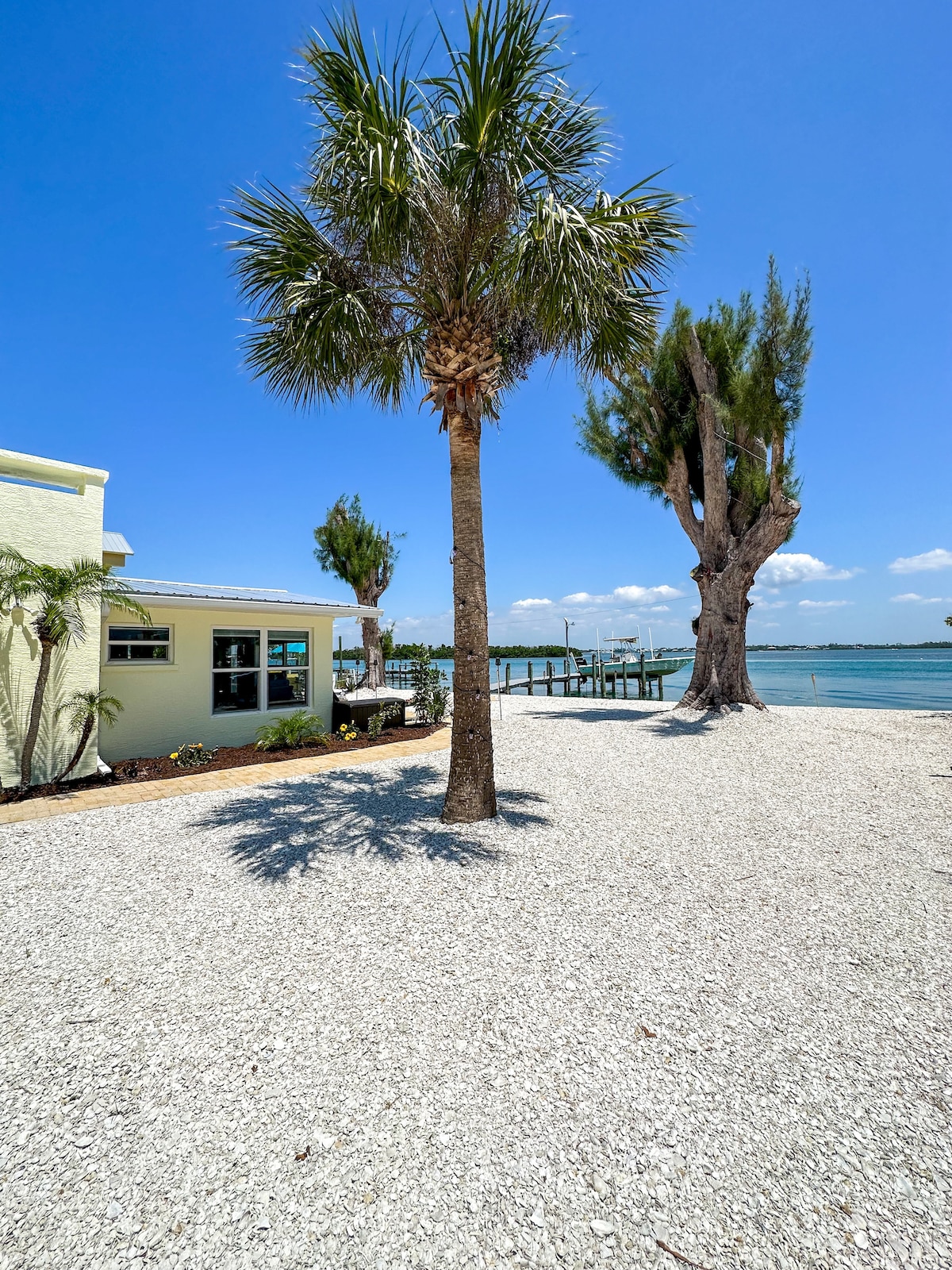 Bayfront home in Englewood, FL