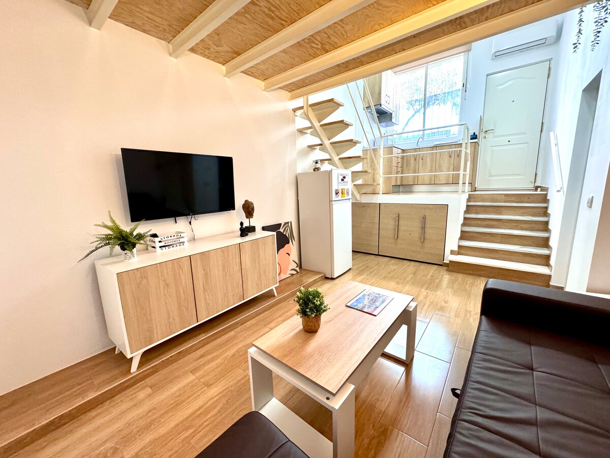 Old Town Loft with Teleworking Spot