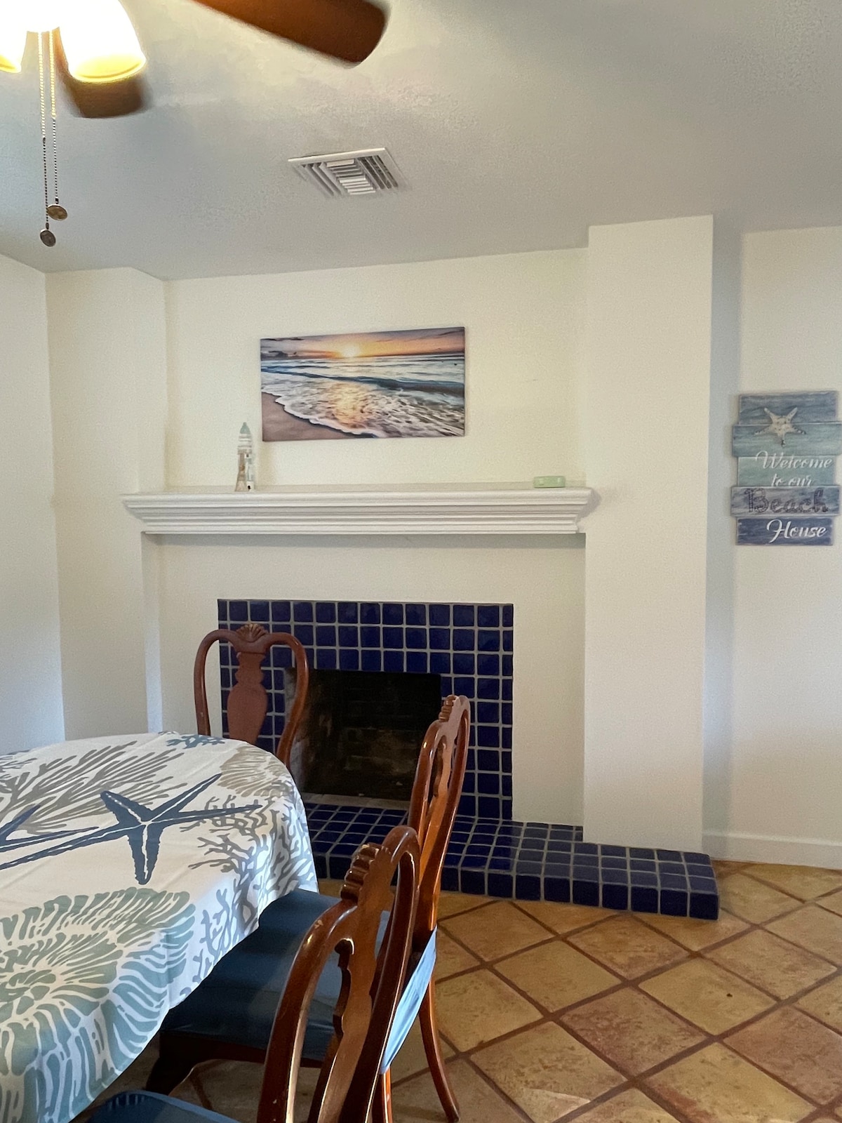 Paradise: Cozy Beach Bungalow 3BR,1BA