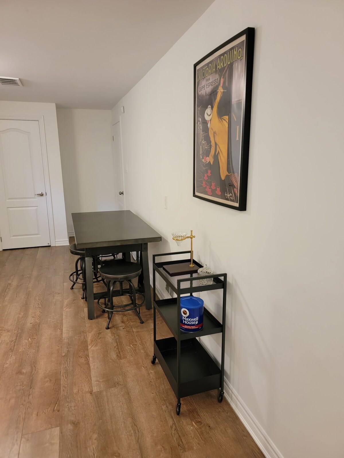 FULL Private Renovated Apartment! No Cleaning Fee!