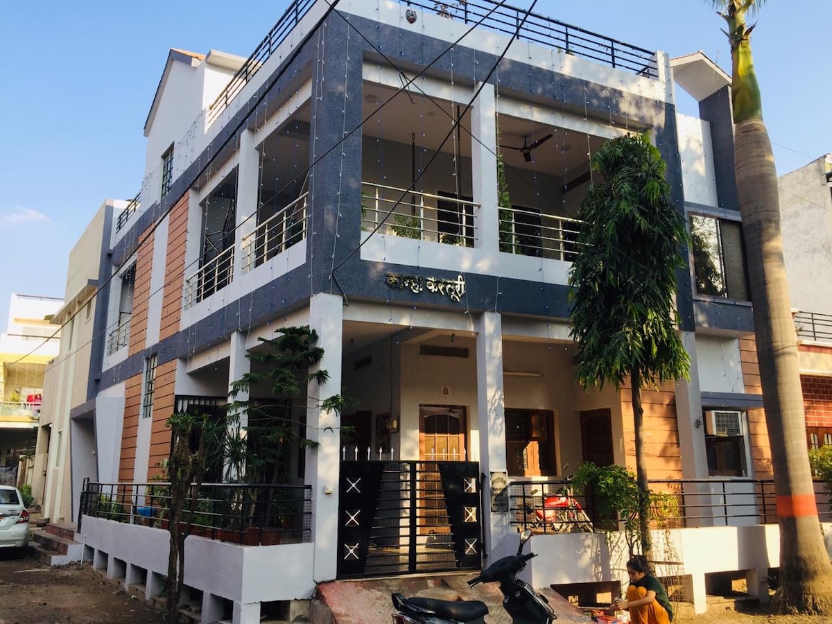 「Kanha Kasturi」，您在Ujjain市（ 2BHK ）的家