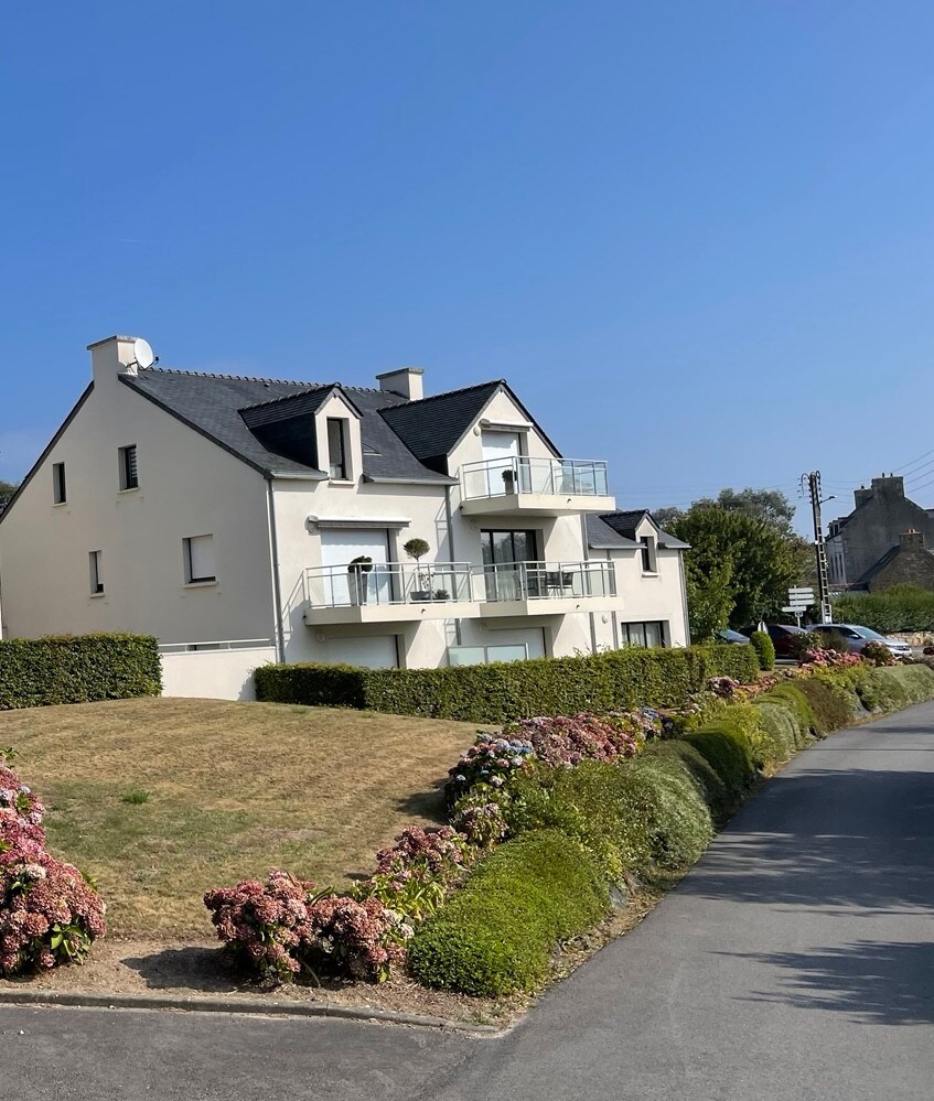 Appartement de charme exposé sud avec vue mer