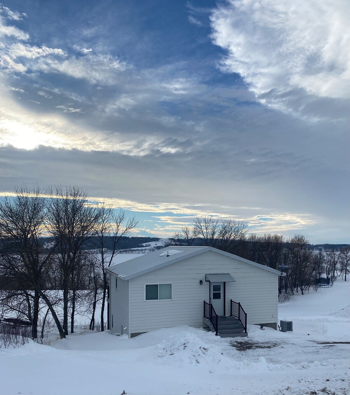 The Nest on Antelope Lake, ND