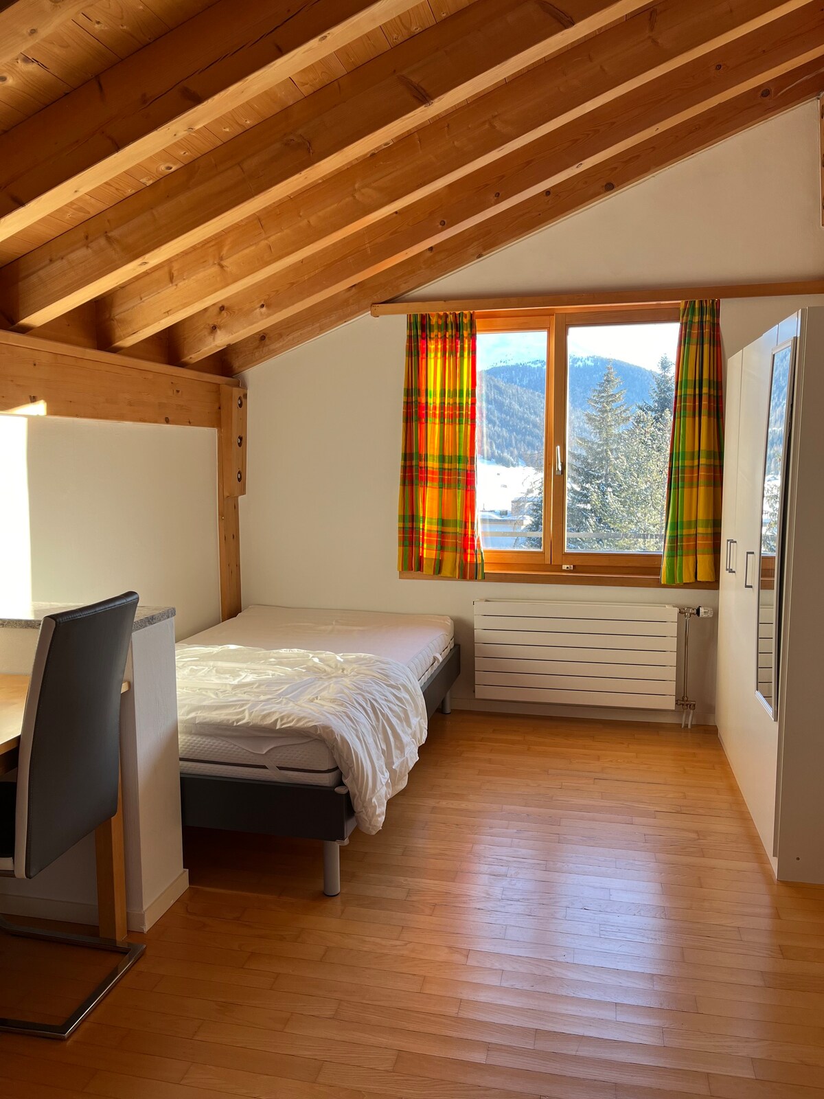 2 WEF Rooms at Central Davos Platz