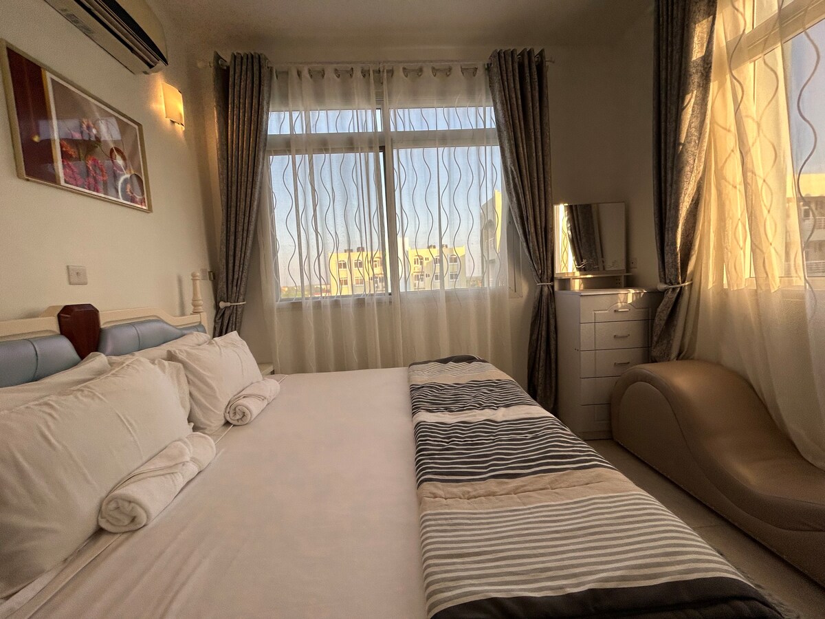 Comfortable & Modern Nashera Home.2 beds/2baths