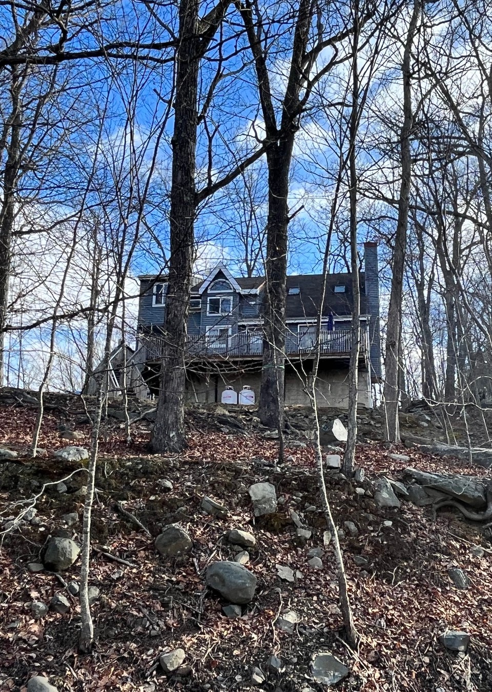The Pocono Lofthouse at Saw Creek Estates