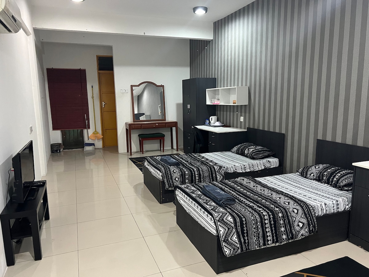 Jepp舒适的单间公寓，位于坎帕尔（ Kampar ）