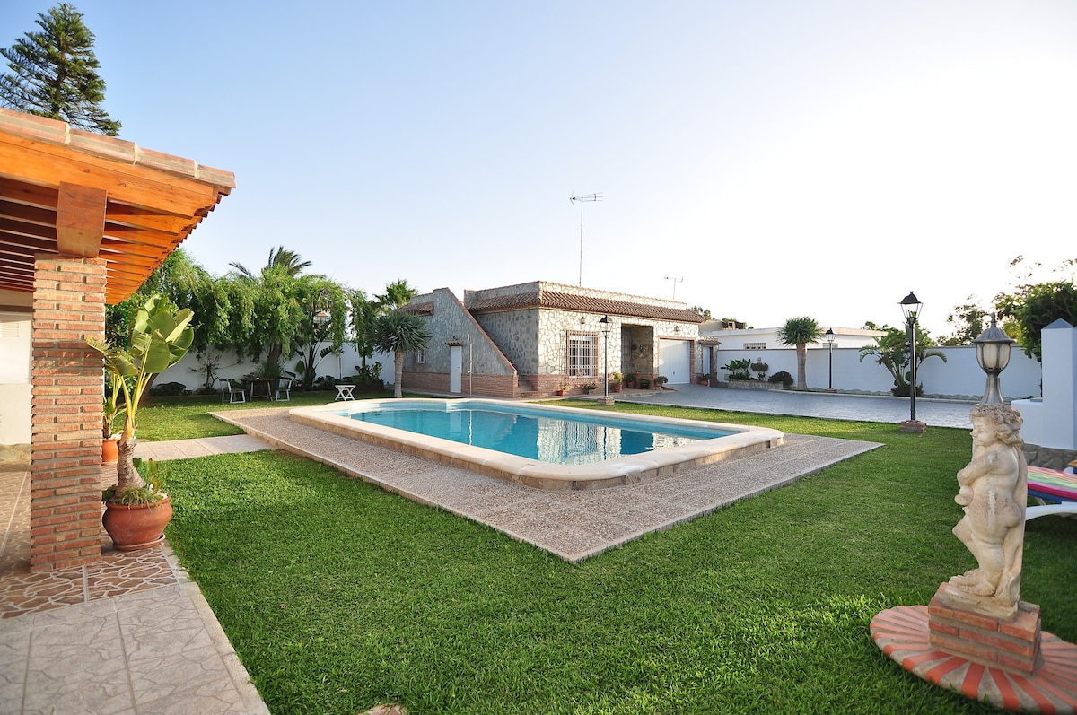 Villa con piscina privada en Zahora
