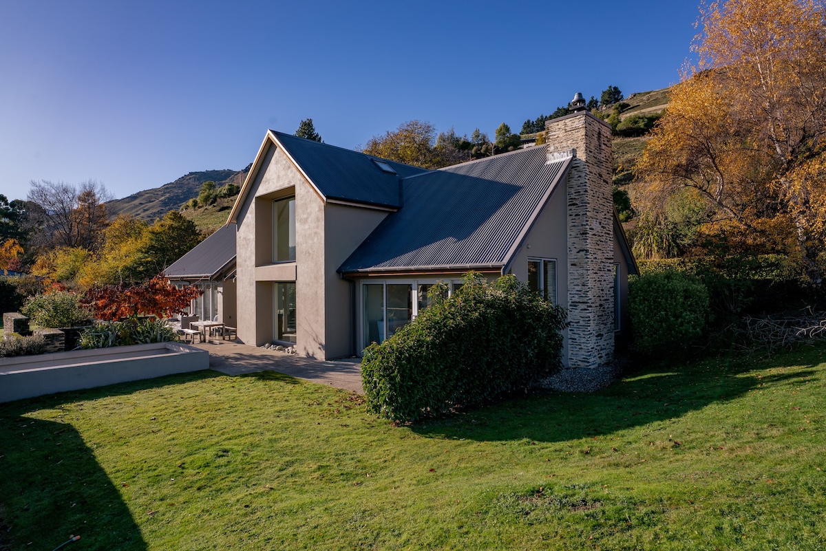 Queenstown Lifestyle & Lakeview. Hidden Retreat.