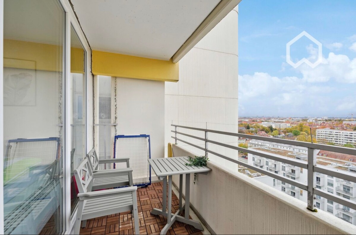 俯瞰城市顶级景观，现代化的1间客房单间公寓