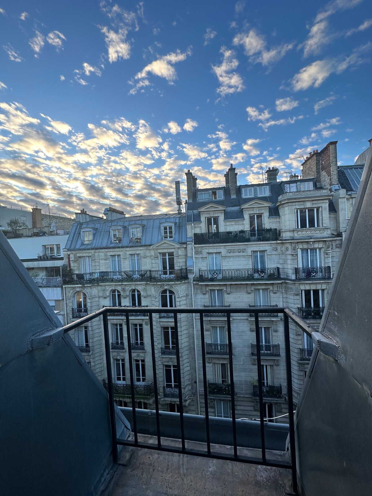 巴黎16号舒适公寓，带2个阳台
