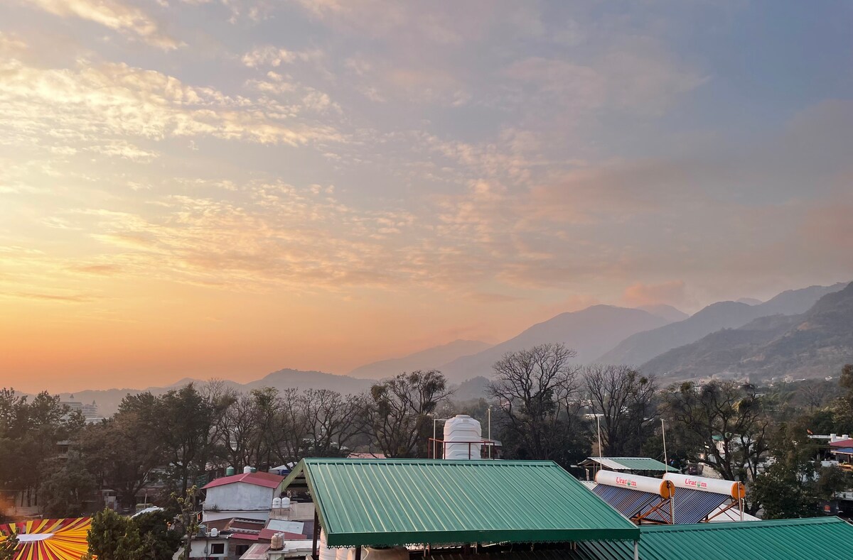 The Wallow Inn_Condo on Mussoorie Road