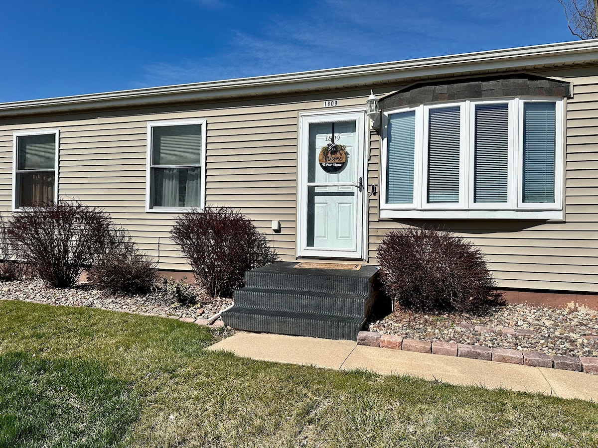 Adorable 3-Bedroom Home in a quiet neighborhood