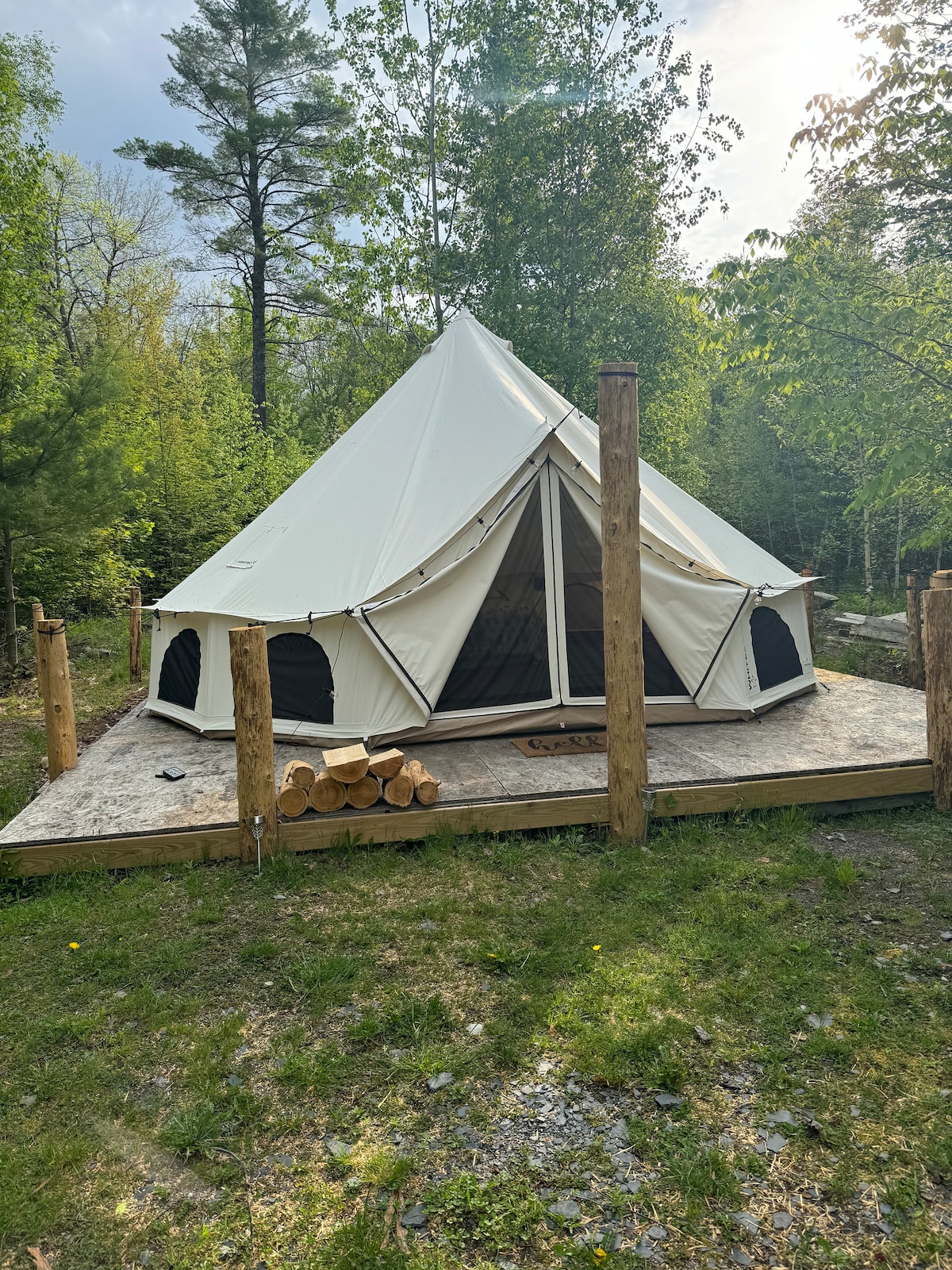 Oak Grove Canvas Tents - The Fox Den