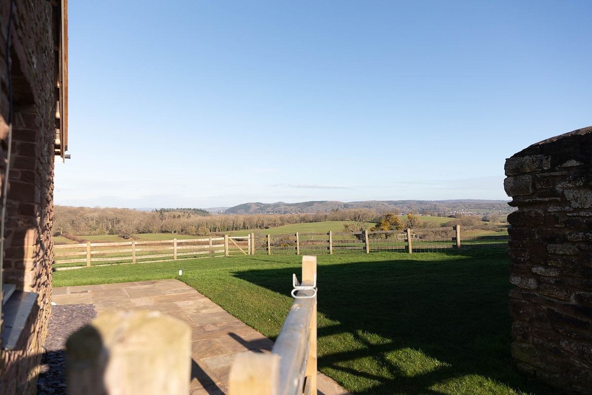 The Croft - luxury stone cottage