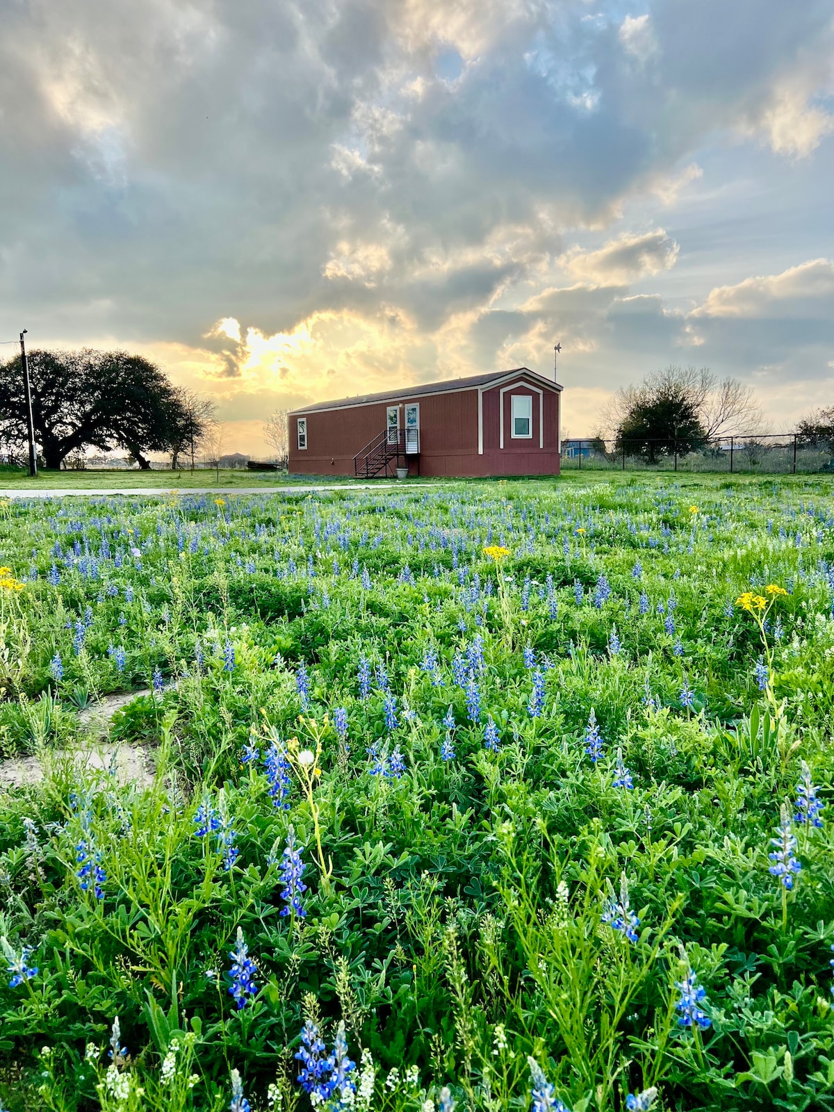 Impeccably clean 2BR country home