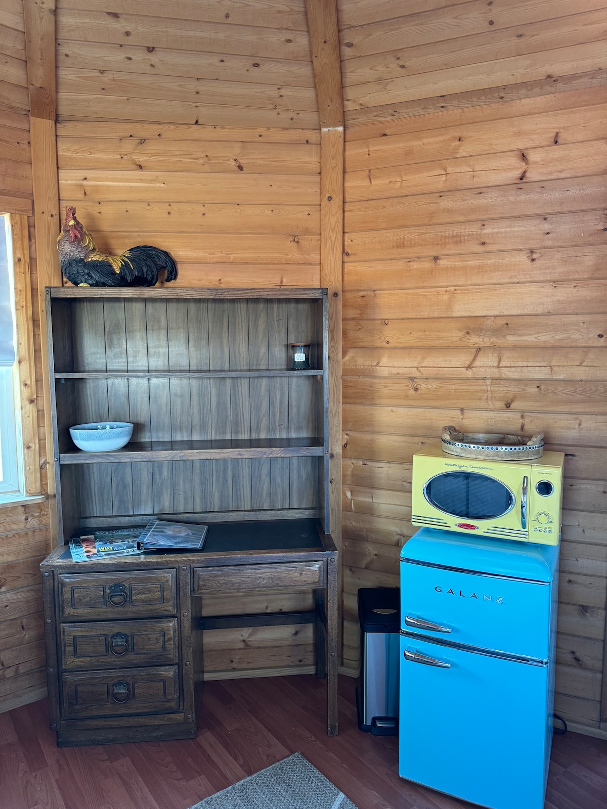 入住农场-带甲板的1卧室小屋。