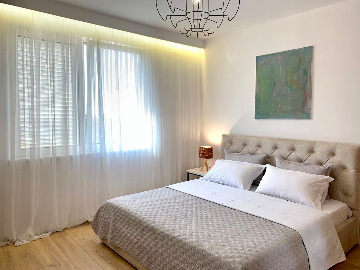 Tirana sweet suite