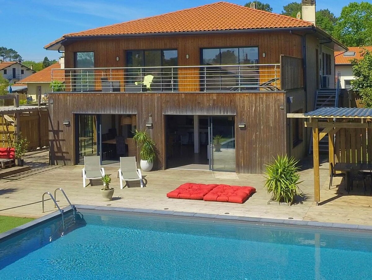 Villa avec piscine proche du golf et de l océan
