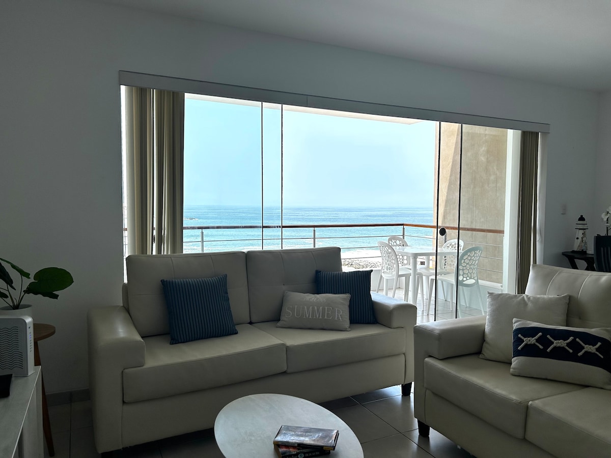 Ocean-view l Spacious, modern, and furnished
