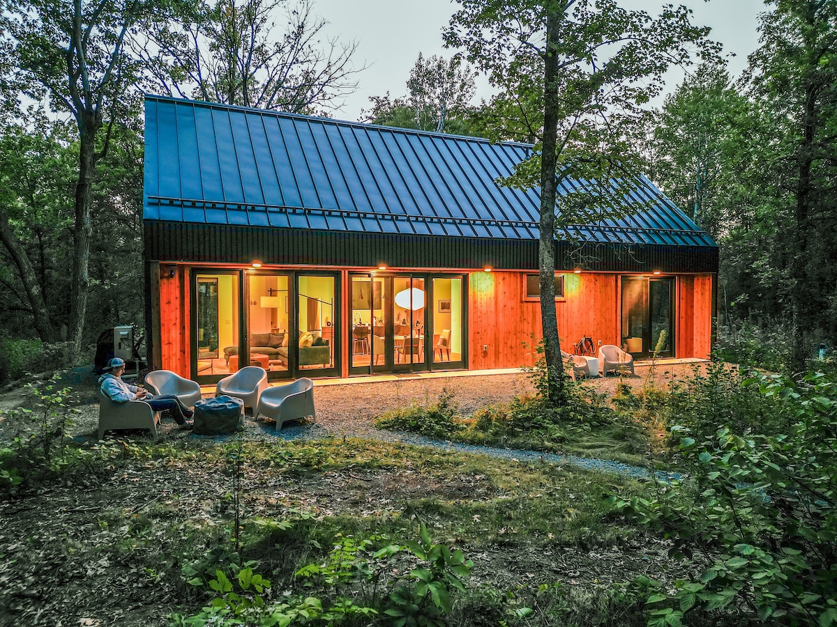 Designer Lakefront Cabin near Itasca State Park