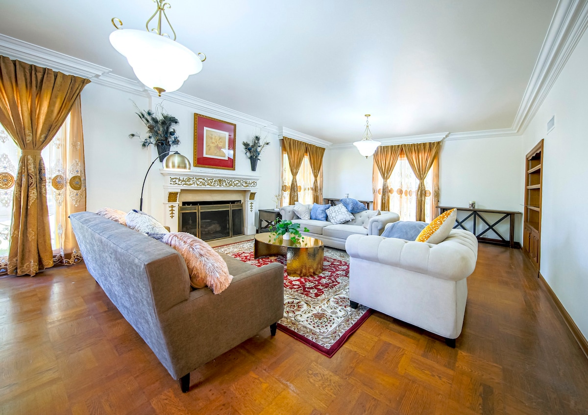 Yellow stone room Room with private bathroom