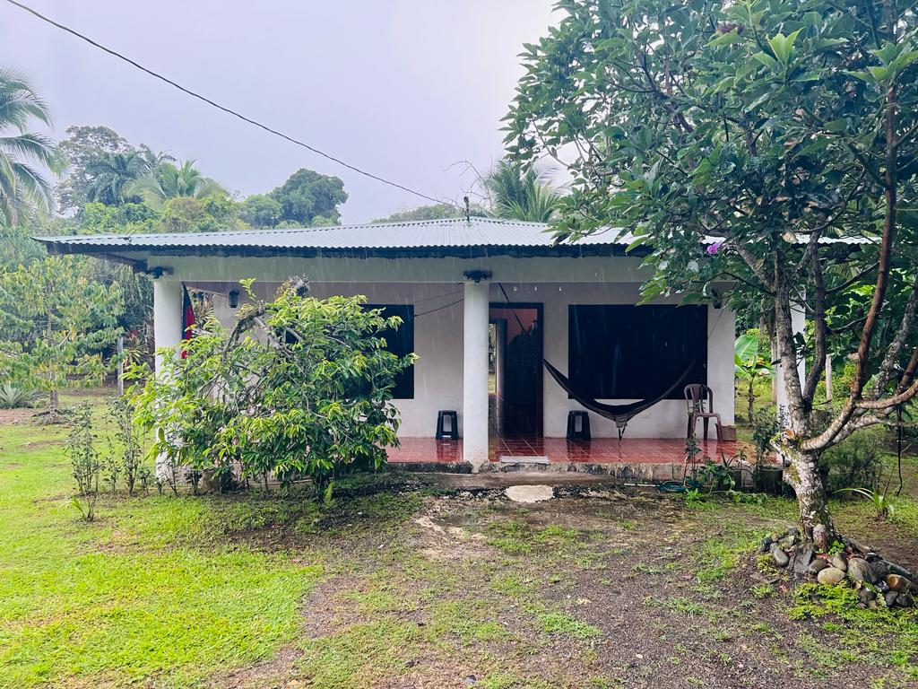 Casa Moche - habitacion privada cerca de la playa