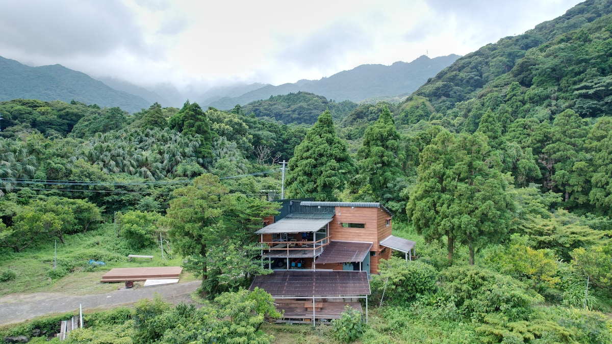 「貸切」屋久島秘境の永田の山の家