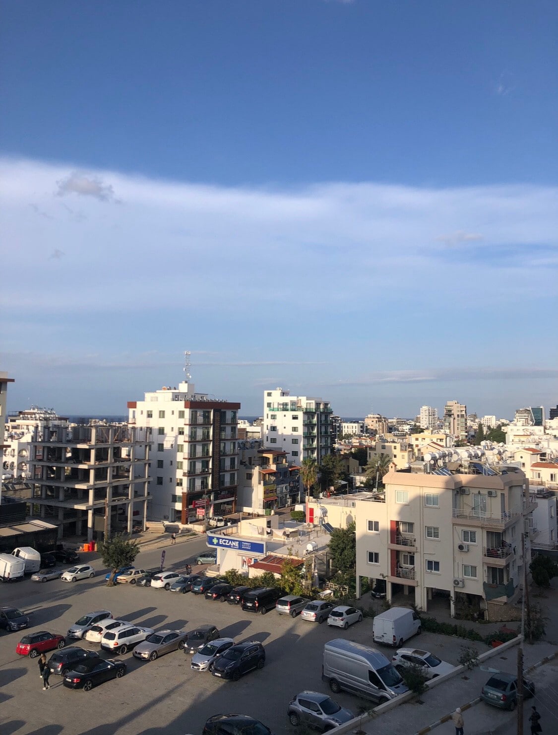 位于吉尔内（ Girne ）市中心的美丽公寓