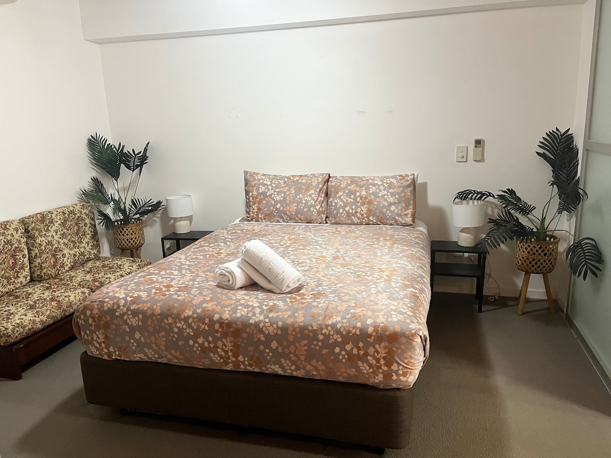 Bowen Hills 2bed 1bath Haven w/ wi-fi