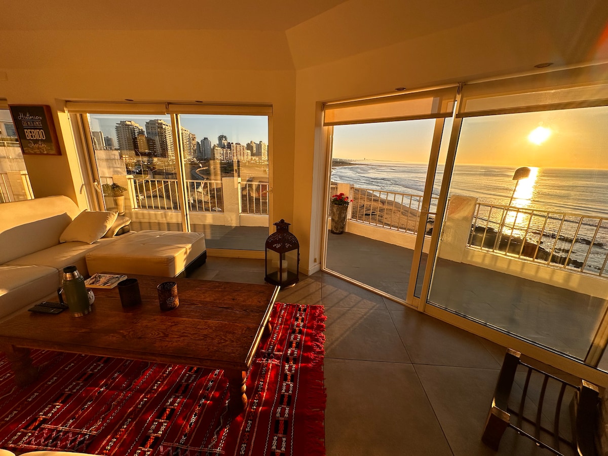 Apartamento en Punta del Este frente al Mar