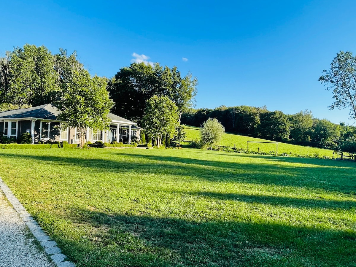 Beautiful Cabin in Cornwall CT.