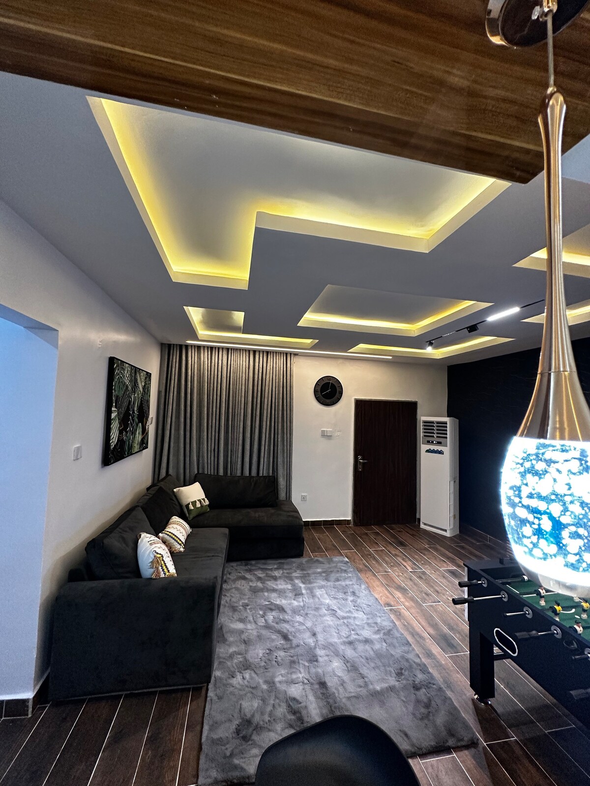 Luxe- C residence Apartments