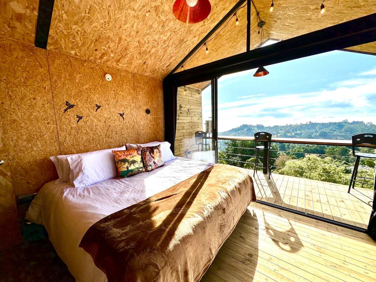 Calm Mountain Glamping Hideaway near Medellin& JMC