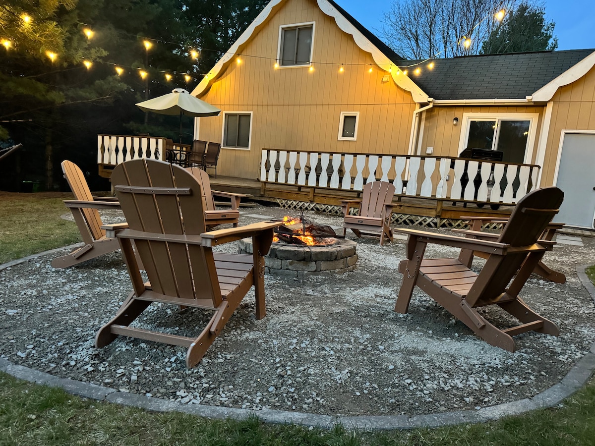 The Iroquois Chalet at Higgins Lake