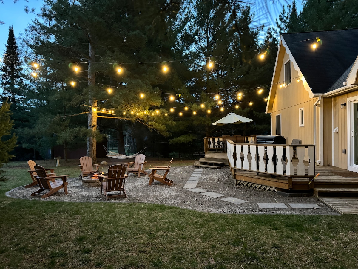 The Iroquois Chalet at Higgins Lake